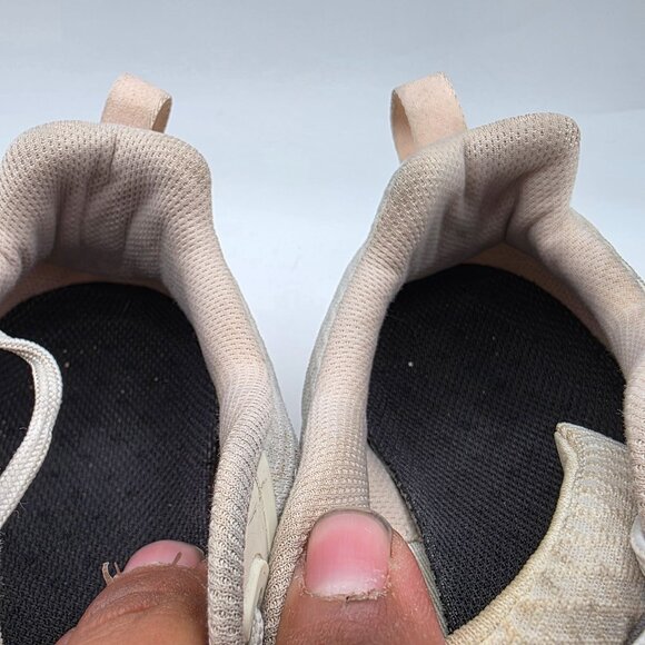 Altra Solstice XT 2 Womens Size 9.5 White Pink Road Running Shoes ALOA547Y110 - Picture 9 of 13